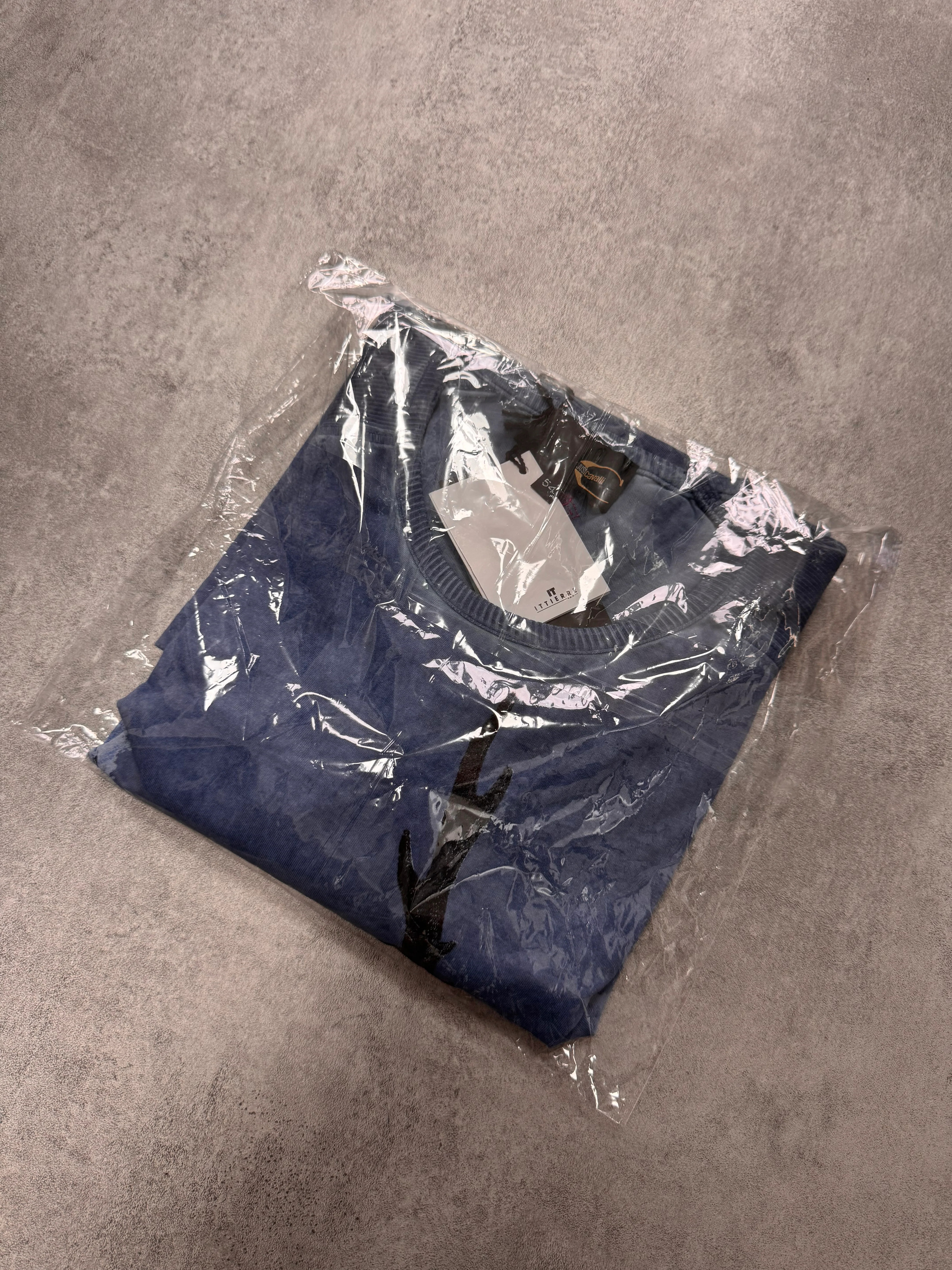 2000s Cavalli Fighting Deers Painting Longsleeves - Image 6