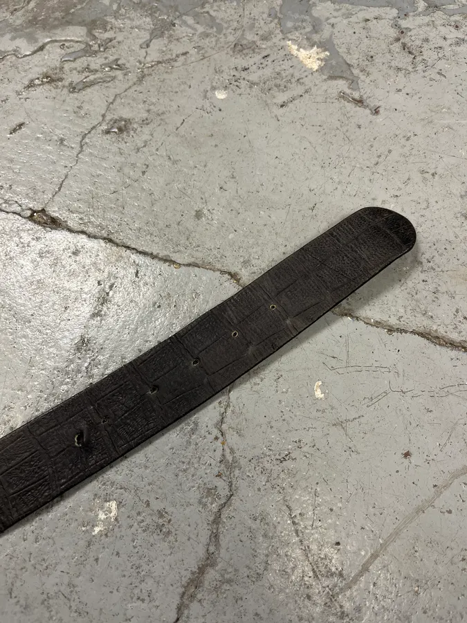 2000s Cavalli Golden Brut Rectangle Black Leather Belt - Image 7