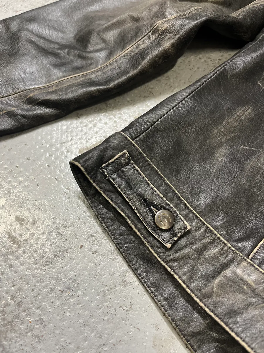 2000s Cavalli Grey Eroded Leather Jacket - Image 10
