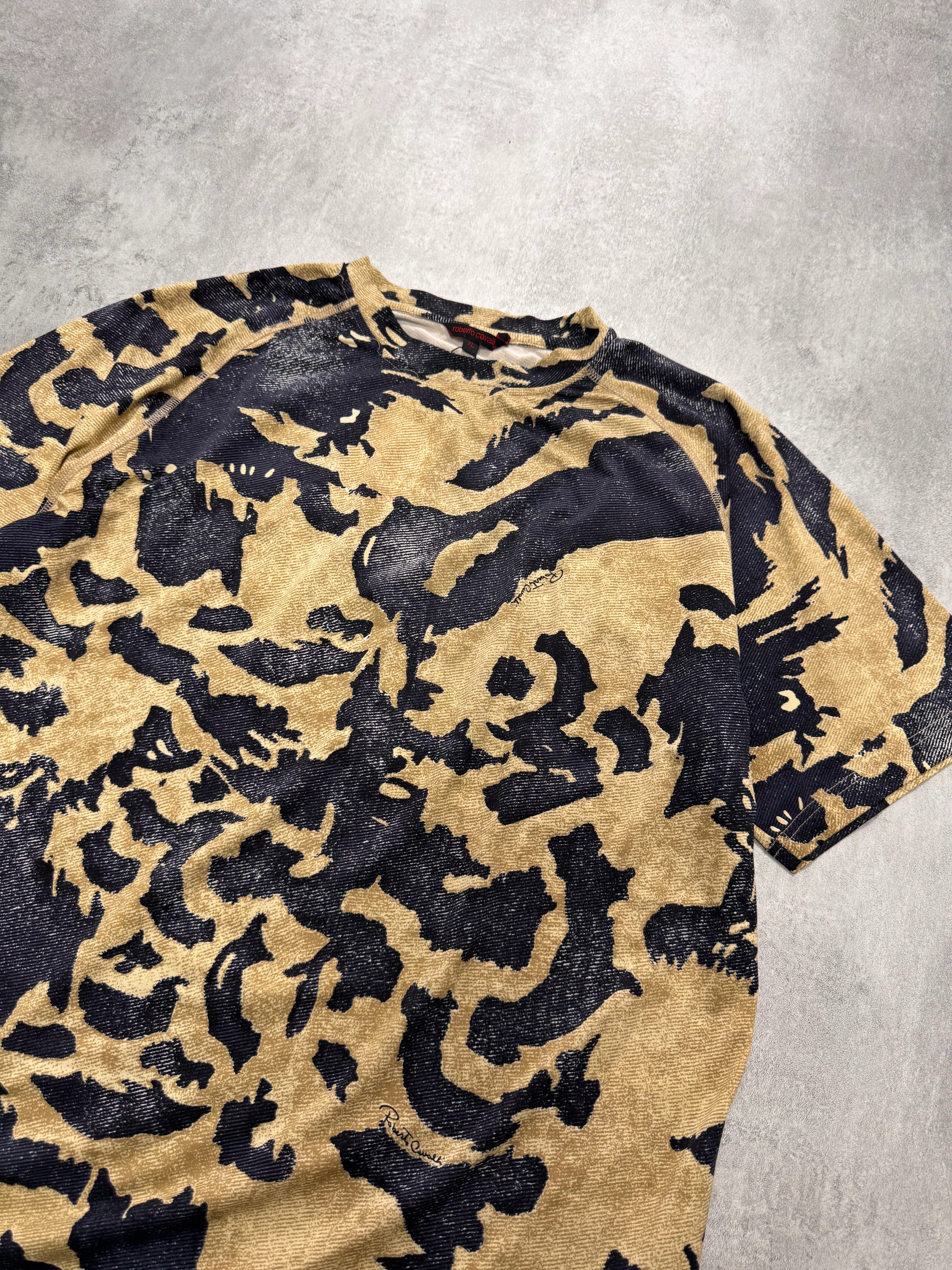 2000s Cavalli Hunter Camouflage Tee - Image 3