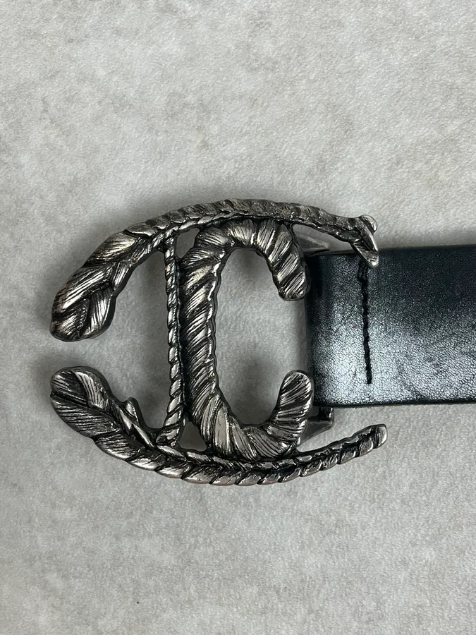 2000s Cavalli Leaves Logo Buckle Black Leather Belt - Image 5