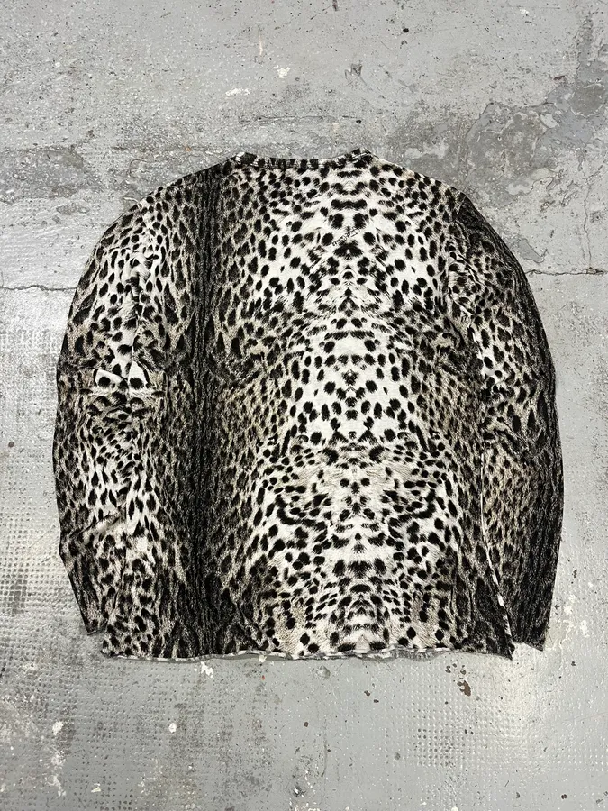 2000s Cavalli Leopard Longsleeves Top - Image 5