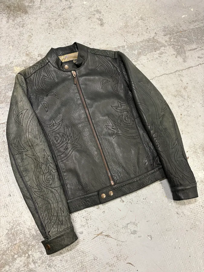 2000s Cavalli Raw Black Embroidered Flowers Leather Jacket - Image 4