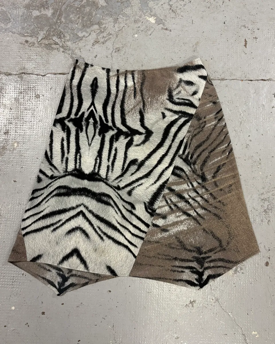 2000s Cavalli Safari Zebra Black & White Skirt - Image 2