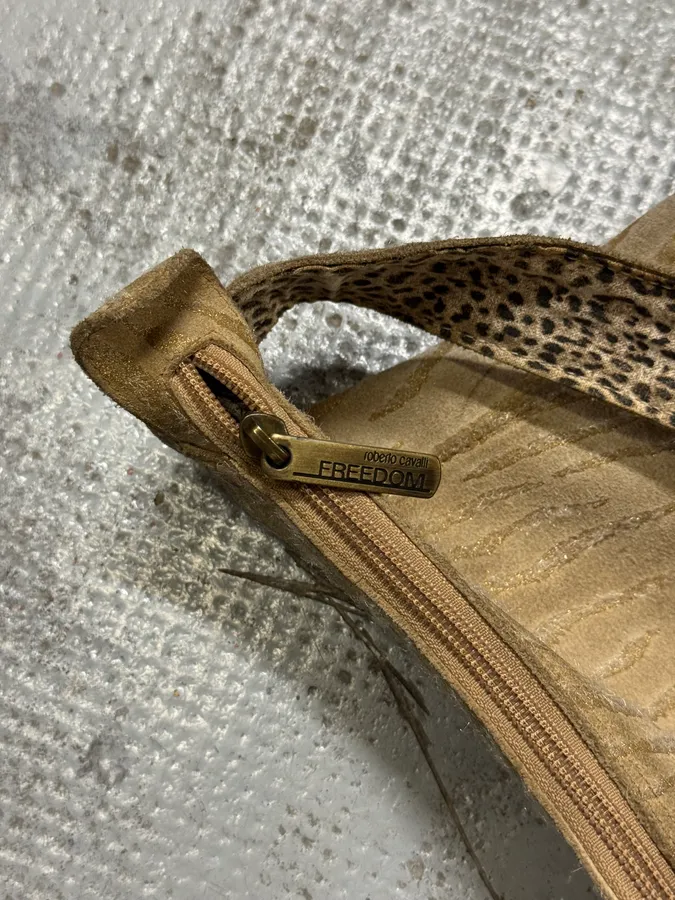 2000s Cavalli Zebra Beige Leather Shoulder Bag - Image 6