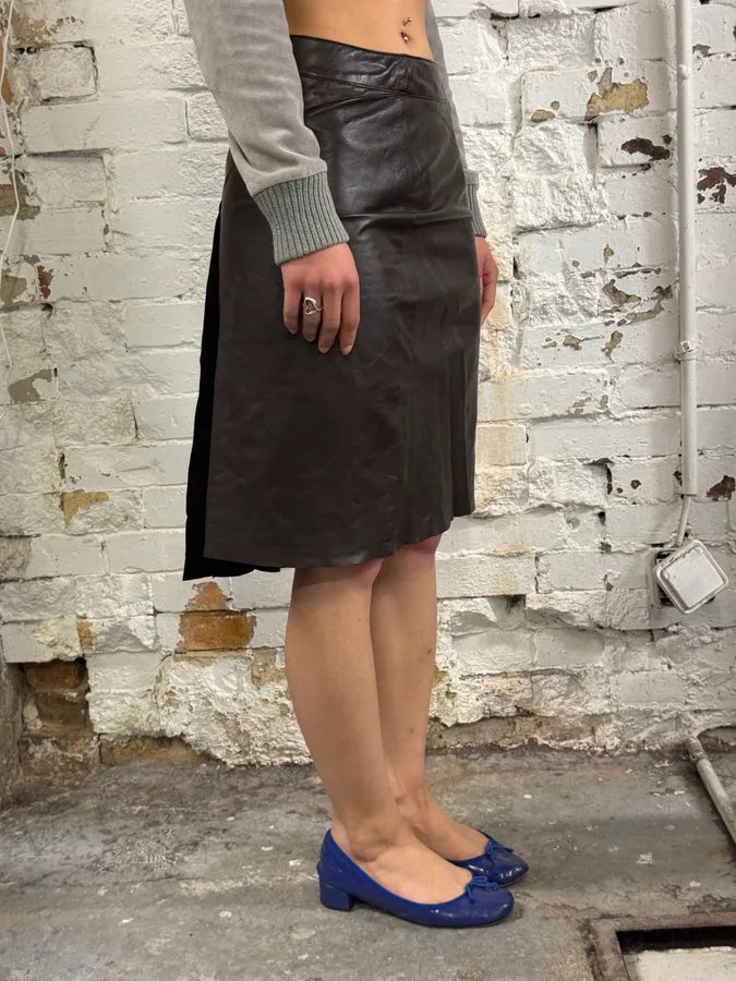 2000s Chanel Brown Leather Asymmetric Fringe Skirt - Image 3