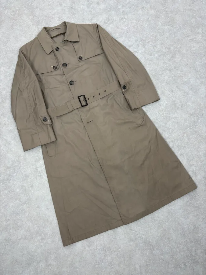 2000s Christian Dior Beige Classy Trench Coat - Image 4