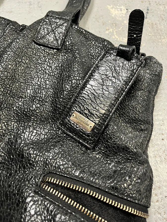 2000s Daniele Alessandrini Raw Black Leather Zip Handle Bag - Image 5