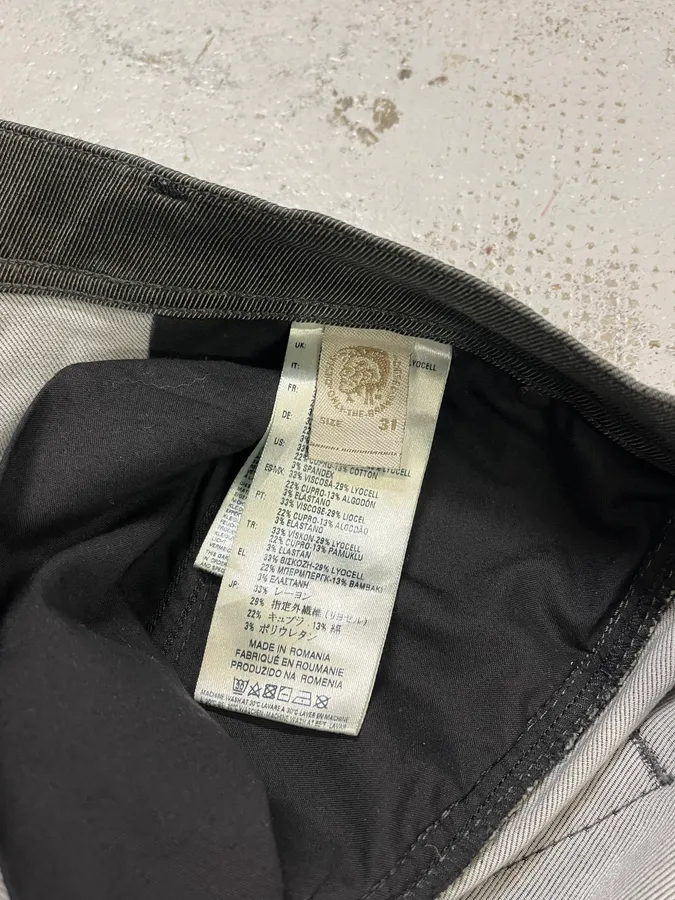 2000s Diesel Avant-Garde Grey Slim Jeans - Image 12