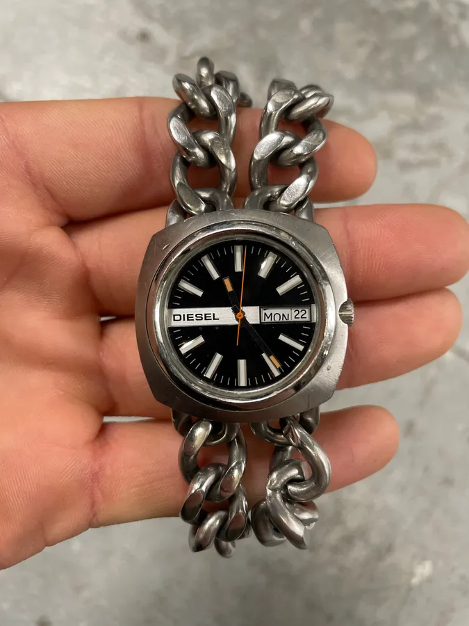 2000s Diesel Metallic Rock Watch - Image 2
