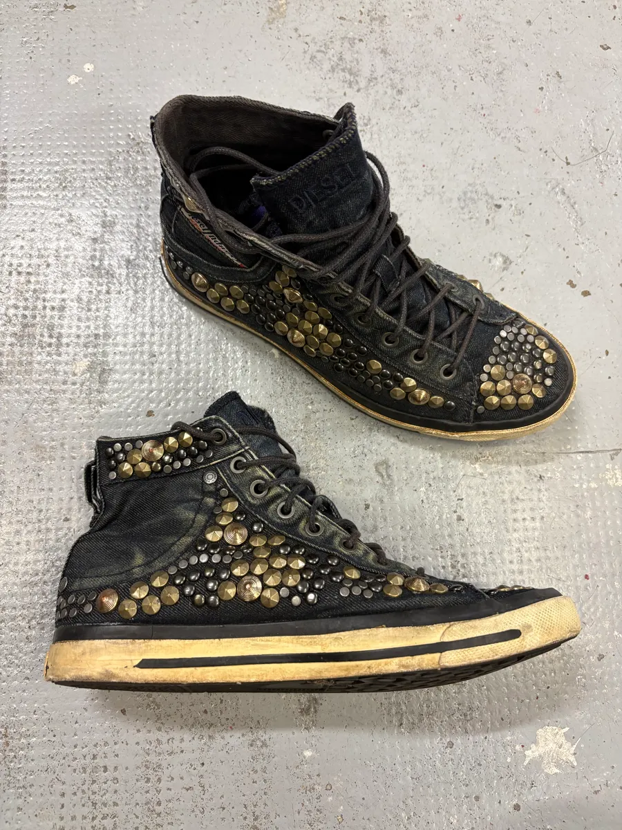 2000s Diesel Navy Denim Studded High Sneakers - Image 5