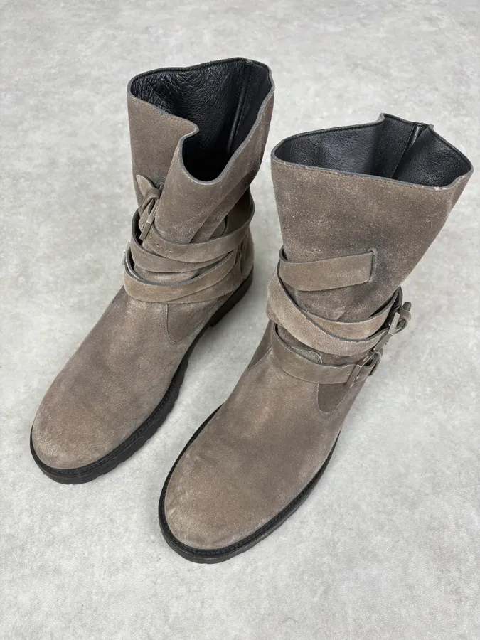 2000s Dior Brown Camel Suede Leather Buckle Boots - Image 3