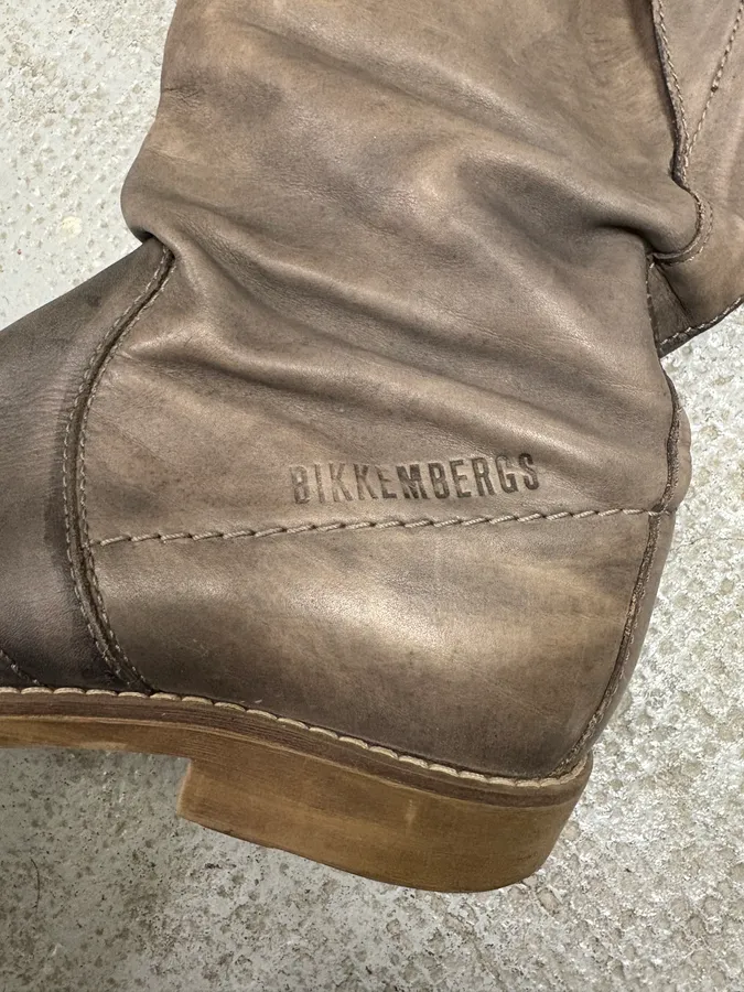 2000s Dirk Bikkembergs Grey Ankle Eroded Boots - Image 3