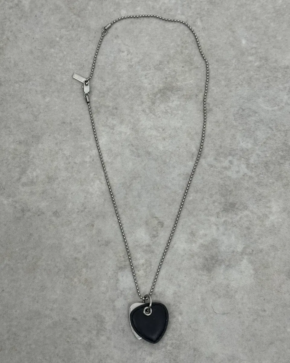2000s Dolce & Gababna Guitar Mediator Necklace - Image 5