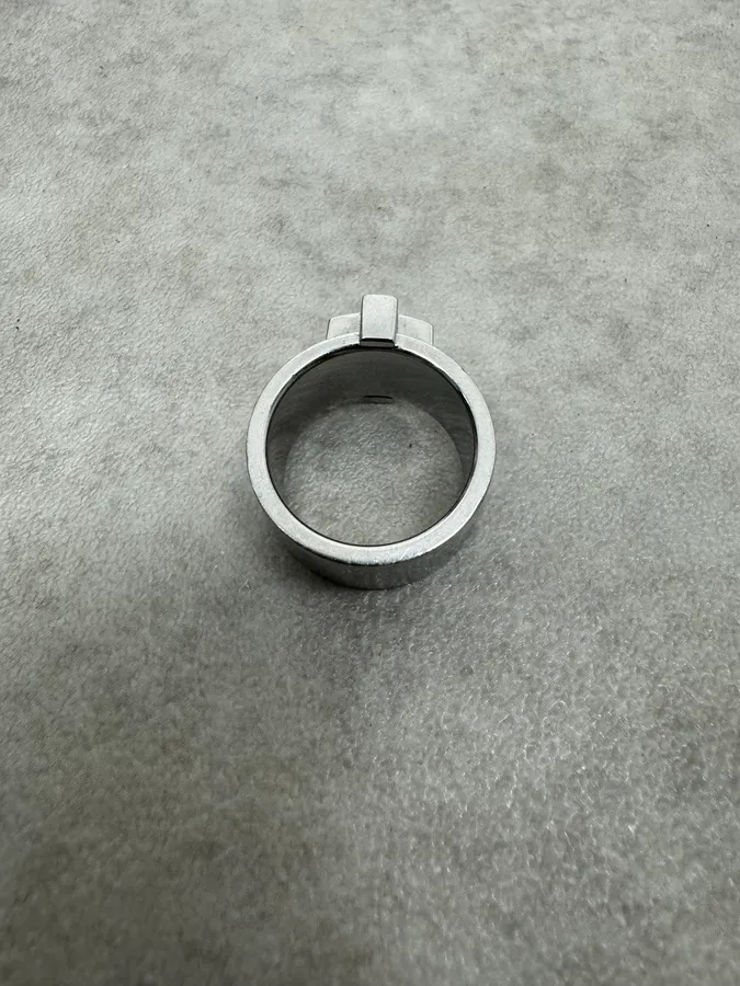 2000s Dolce & Gabbana 3D Cross Ring - Image 6