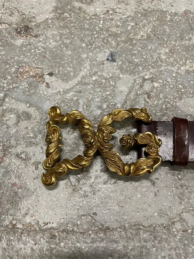 2000s Dolce & Gabbana Baroque Golden Buckle Leather Belt - Image 7