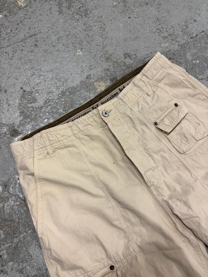 2000s Dolce & Gabbana Beige Cargo Short - Image 6