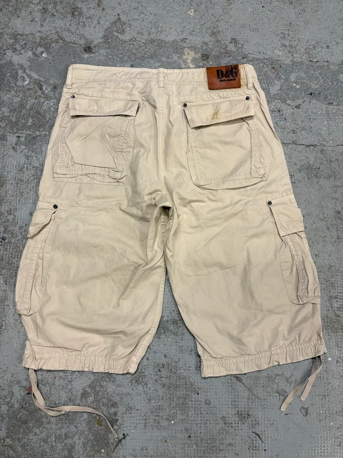 2000s Dolce & Gabbana Beige Cargo Short - Image 7