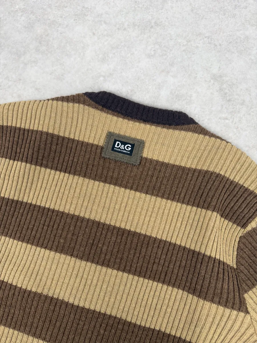 2000s Dolce & Gabbana Beige Checkered Classy Wool Sweater - Image 6
