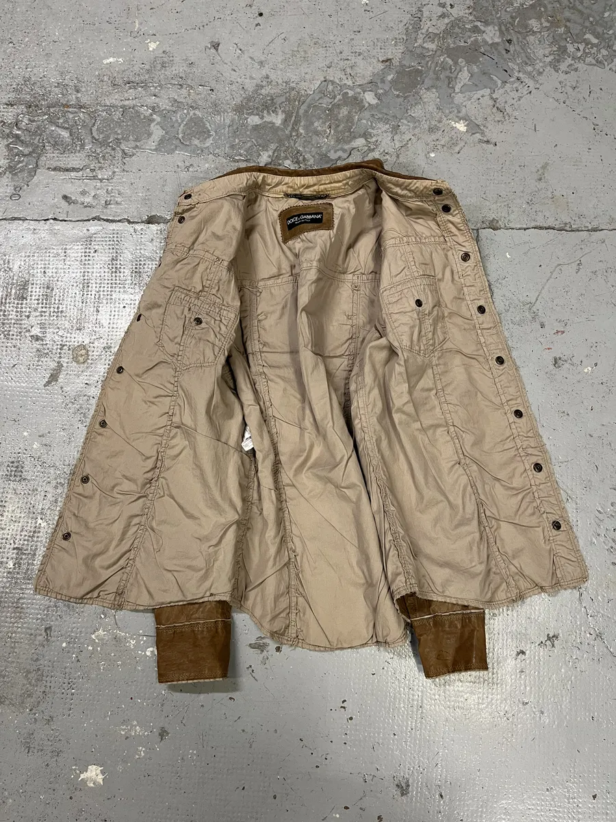 2000s Dolce & Gabbana Beige Leather Shirt Jacket - Image 6