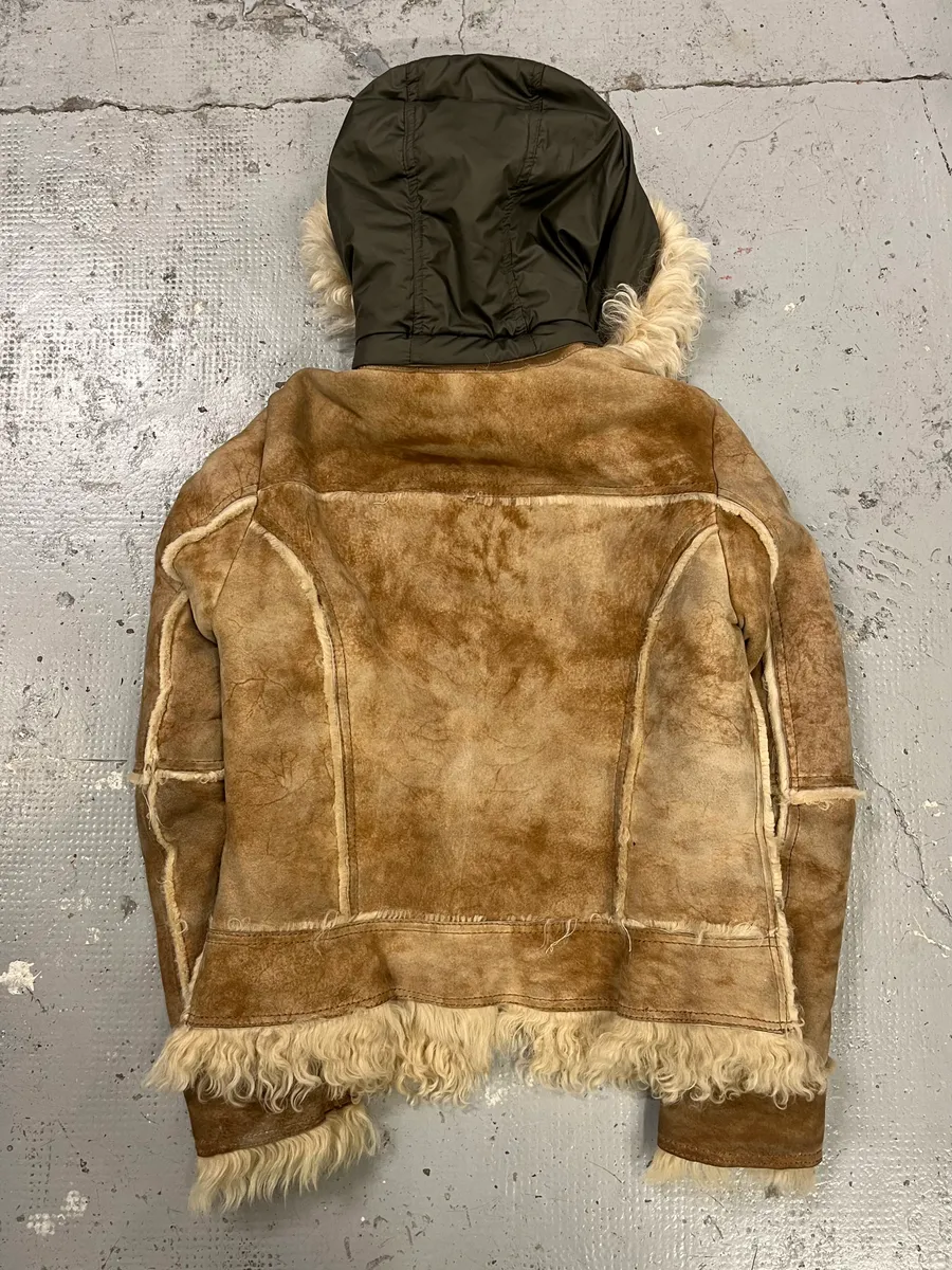 2000s Dolce & Gabbana Beige Shearling Leather Hooded Jacket - Image 8