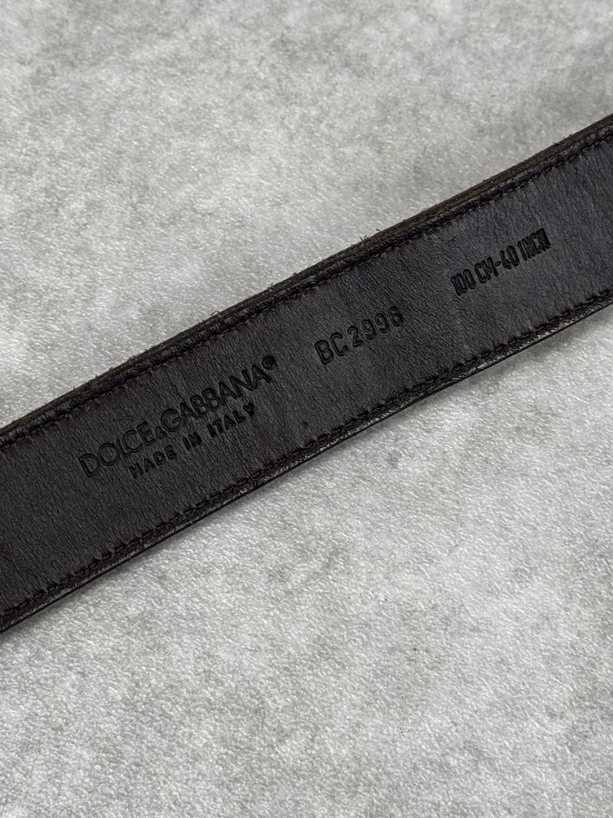 2000s Dolce & Gabbana Beige Taupe Classic Suede Belt - Image 7