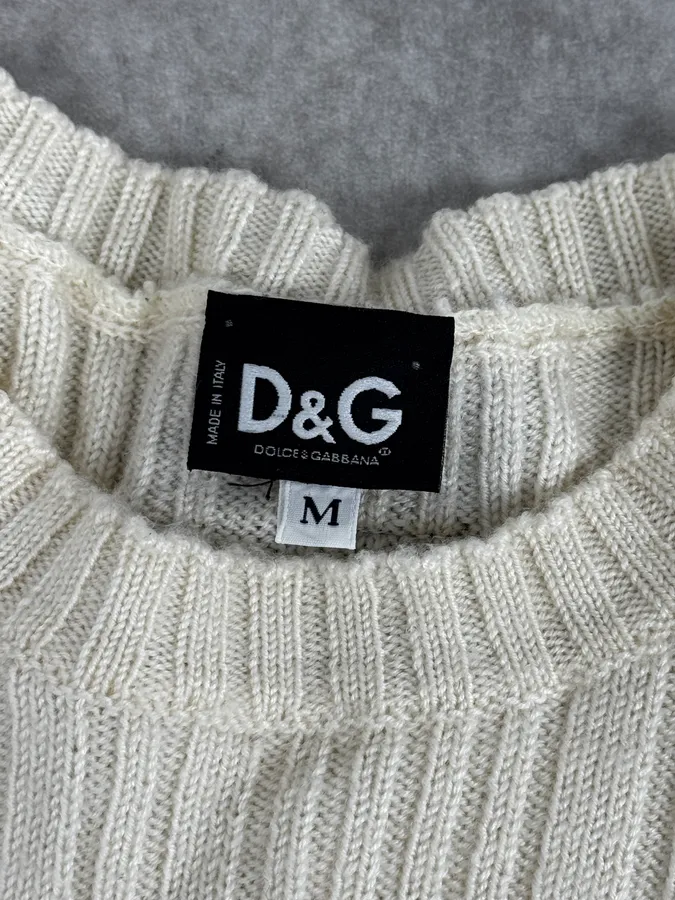 2000s Dolce & Gabbana Beige Wool Sweater - Image 9