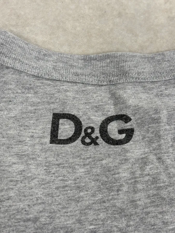 2000s Dolce & Gabbana Bette Davis Grey T-Shirt - Image 8