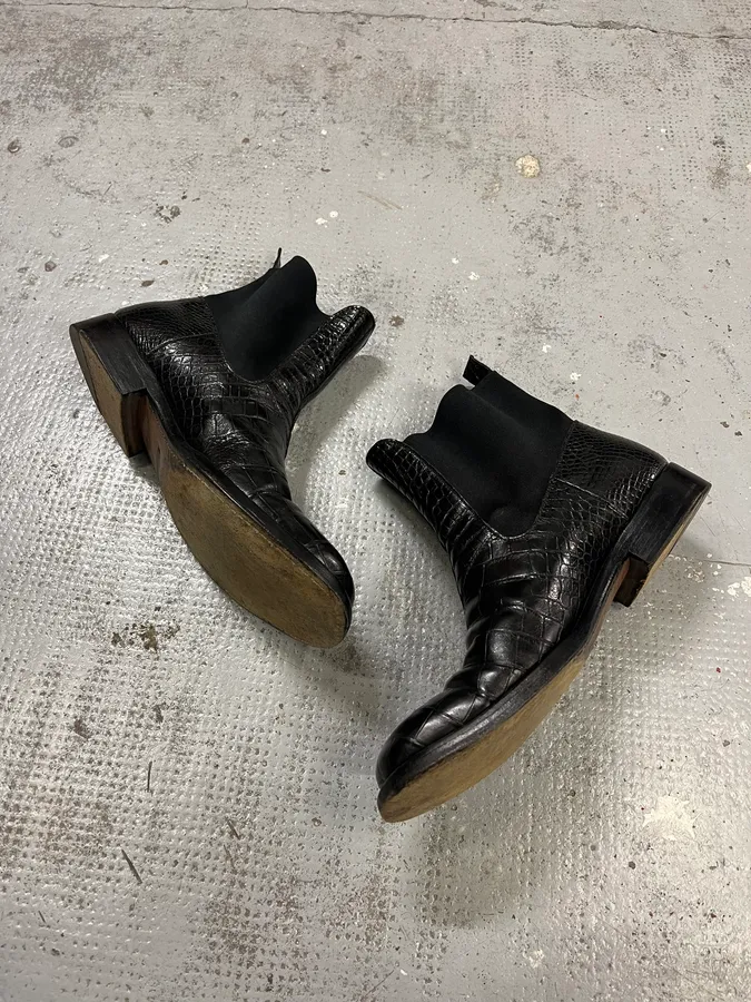 2000s Dolce & Gabbana Black Crocodile Embossed Leather Boots - Image 7