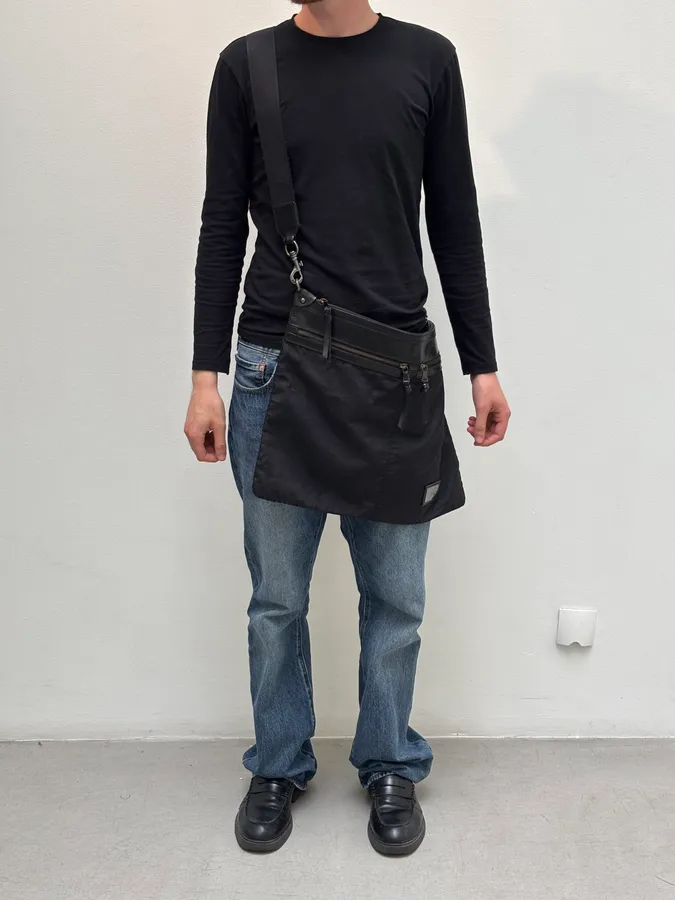 2000s Dolce & Gabbana Black Hybrid Leather Shoulder Bag - Image 3