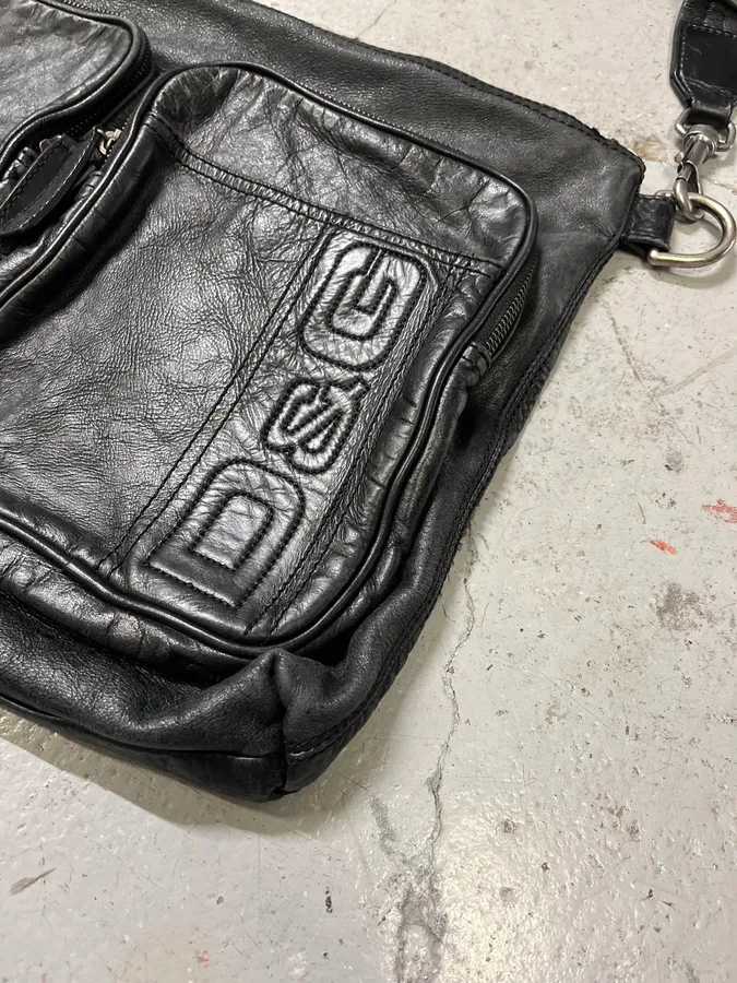 2000s Dolce & Gabbana Black Leather Cargo Shoulder Bag - Image 4