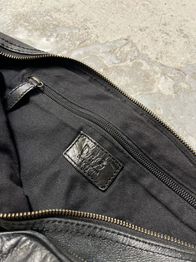 2000s Dolce & Gabbana Black Leather Cargo Shoulder Bag - Image 7