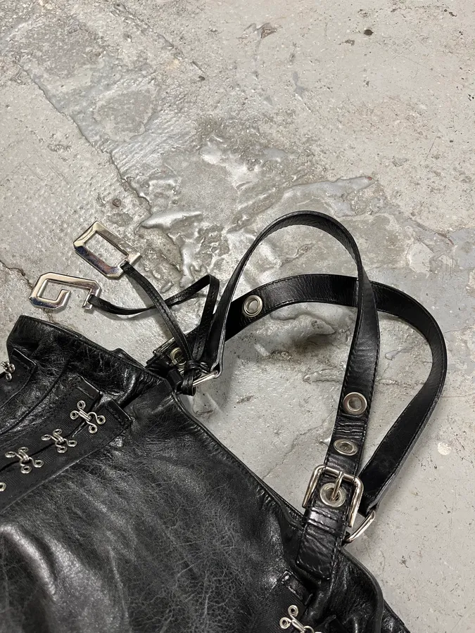 2000s Dolce & Gabbana Black Leather Metal Laced Handle Bag - Image 3