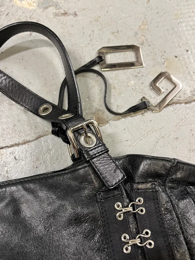 2000s Dolce & Gabbana Black Leather Metal Laced Handle Bag - Image 5