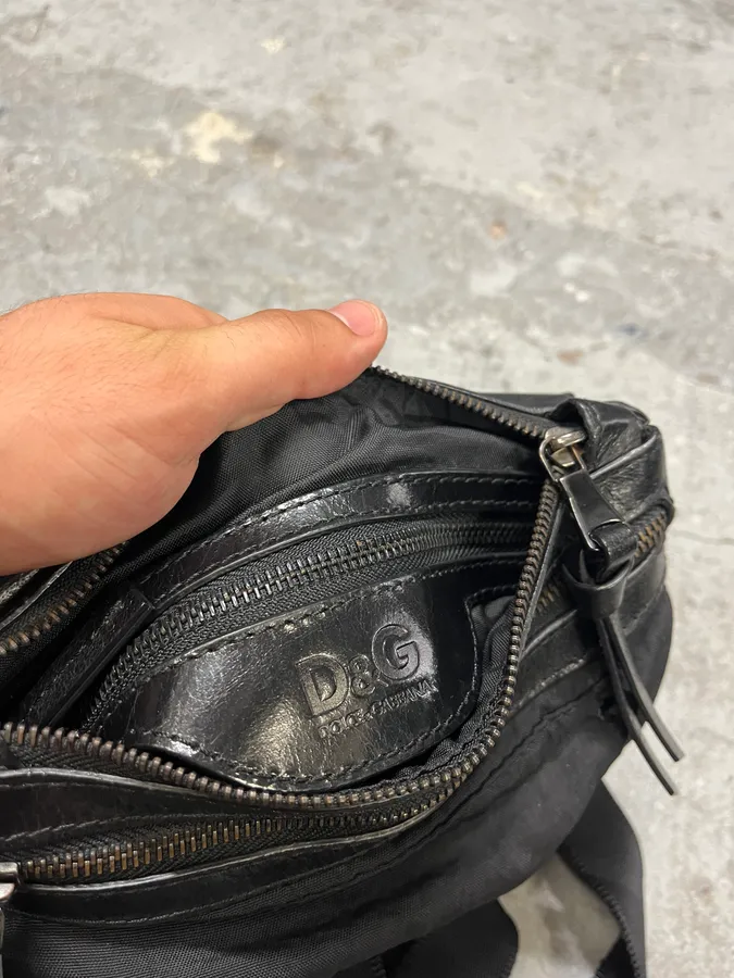 2000s Dolce & Gabbana Black Nylon Cargo Shoulder Bag - Image 8