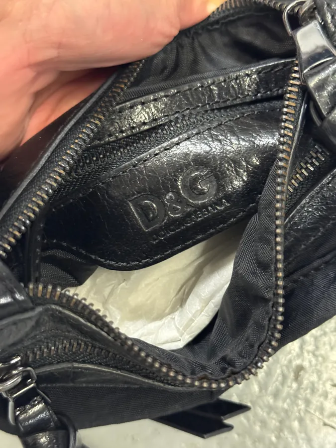 2000s Dolce & Gabbana Black Nylon Cargo Shouldert Bag - Image 8
