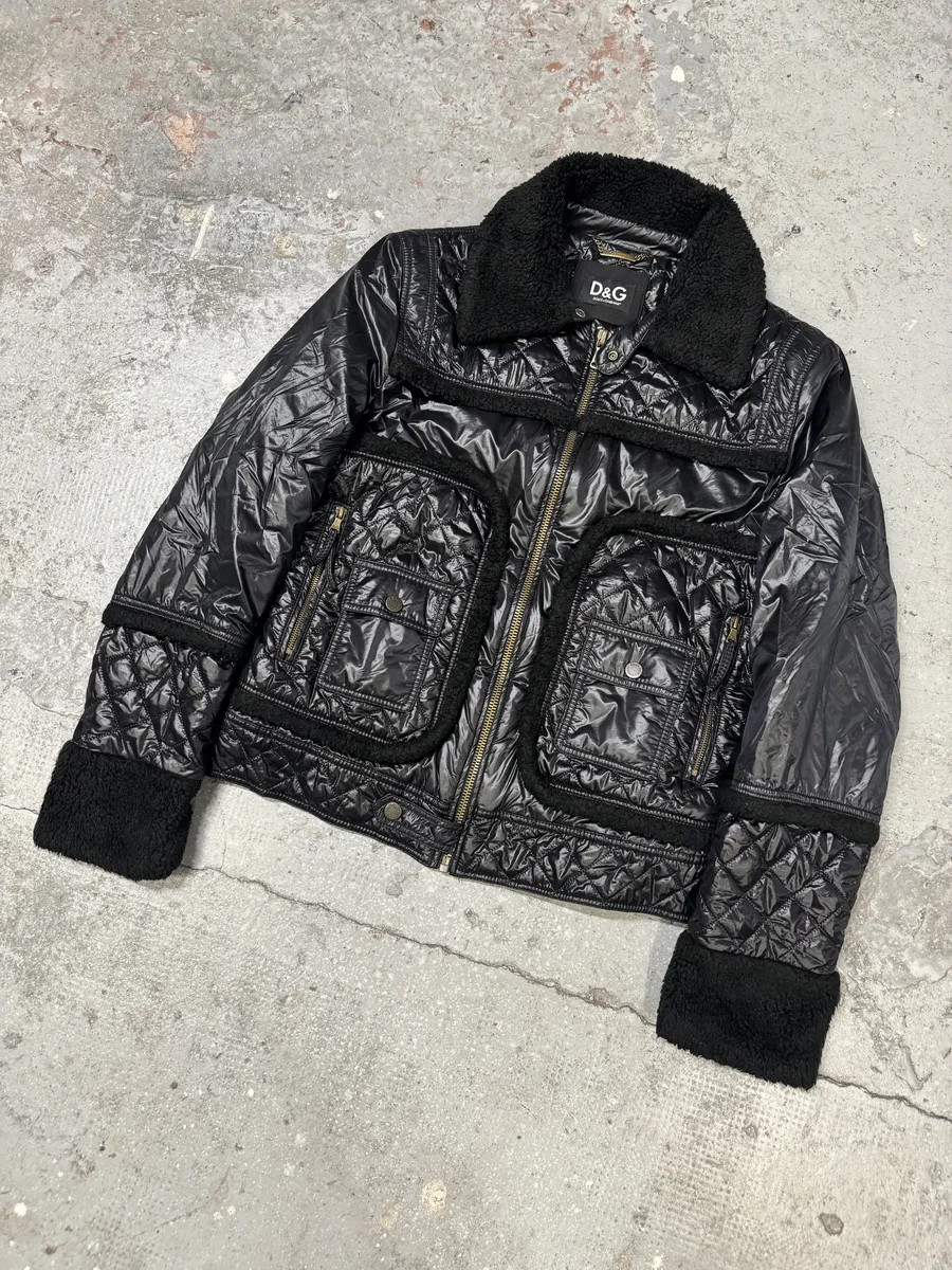 2000s Dolce & Gabbana Black Shearling Mafia Puffer Jacket - Image 10