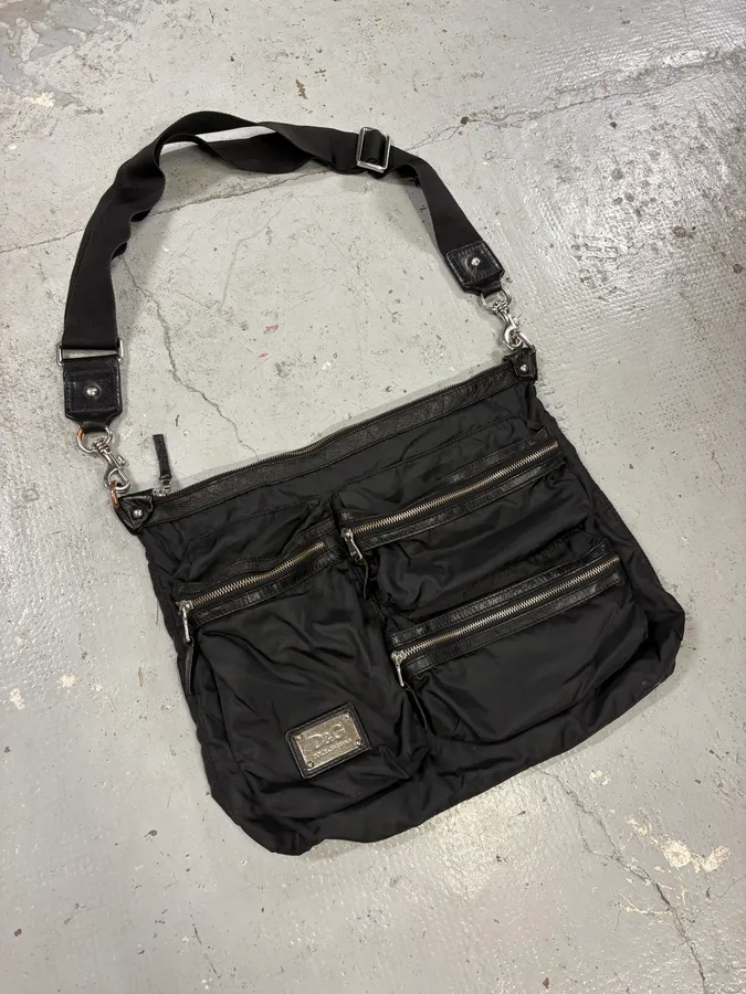 2000s Dolce & Gabbana Black Utility Shoulder Bag - Image 3