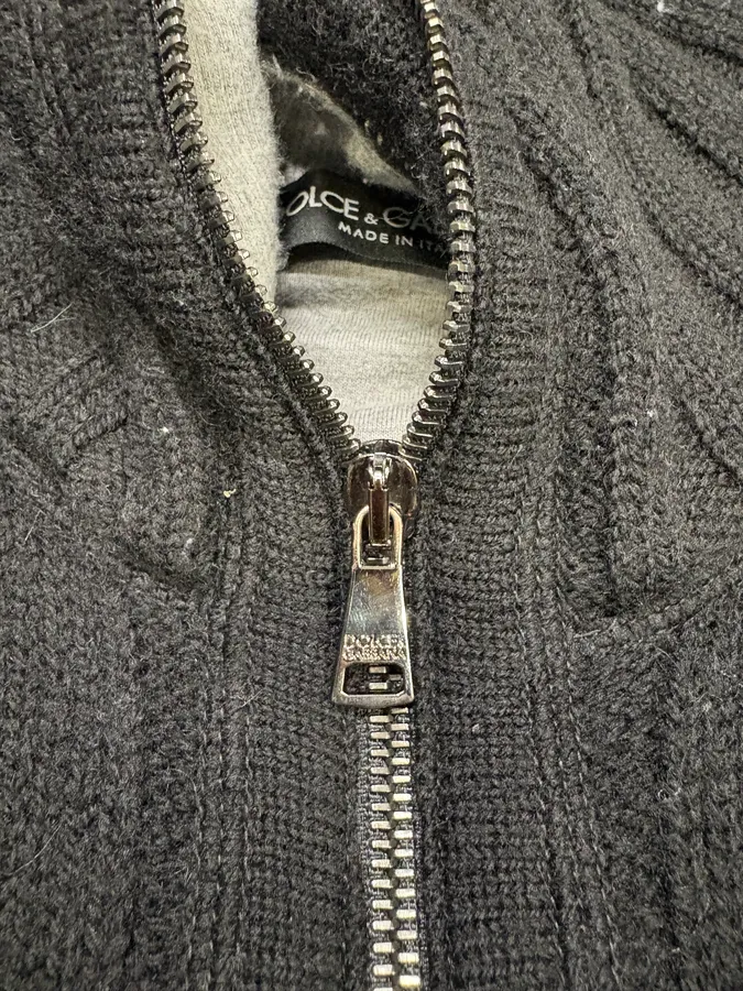 2000s Dolce & Gabbana Black Wool Zip Sweater - Image 8