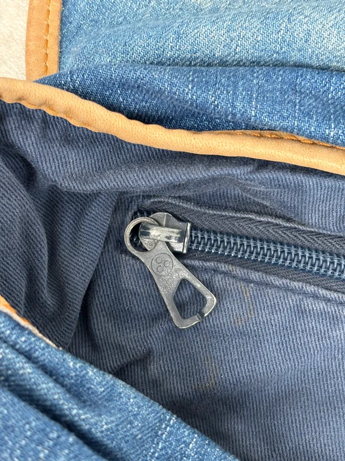 2000s Dolce & Gabbana Blue Denim Extreme Shoulder Bag - Image 12