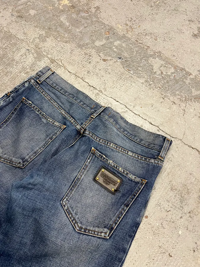 2000s Dolce & Gabbana Blue Denim Faded Jeans - Image 9