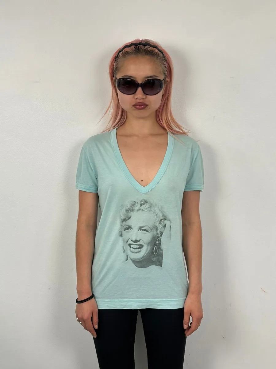 2000s Dolce & Gabbana Blue Marilyn Monroe V-Neck T-Shirt
