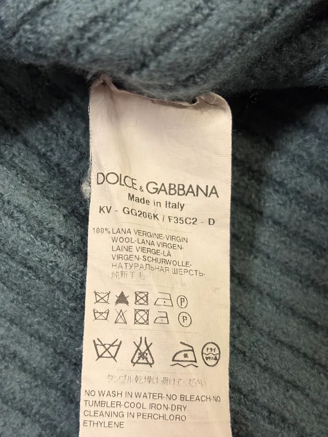2000s Dolce & Gabbana Blue Wool V-Neck Sweater - Image 8