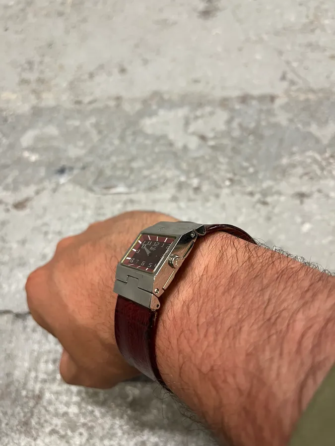 2000s Dolce & Gabbana Bordeaux Archive Leather Watch - Image 5