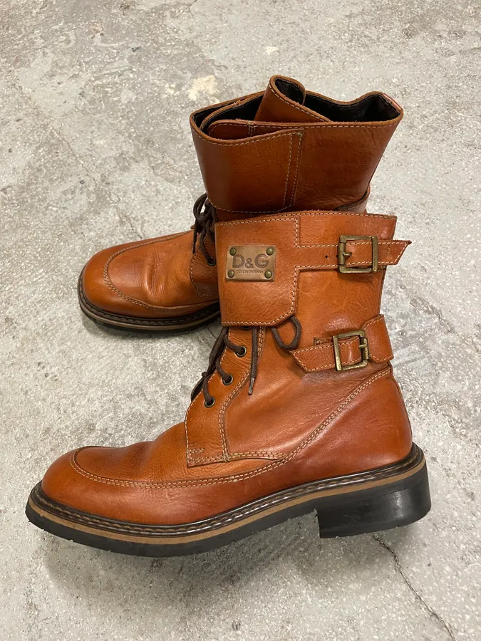 2000s Dolce & Gabbana Brown Ankle Leather Boots - Image 4