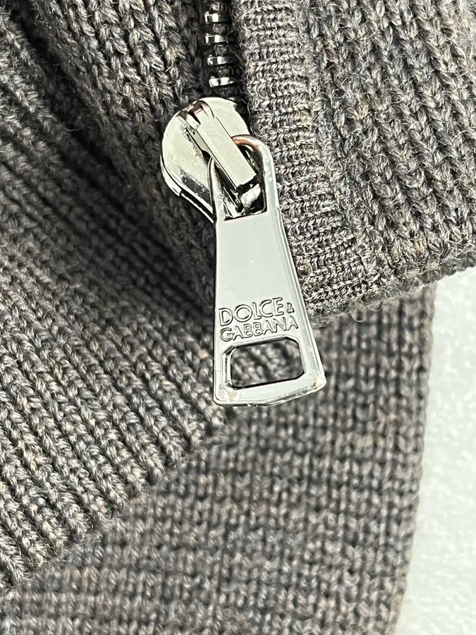 2000s Dolce & Gabbana Brown Classy Zip-up Sweater - Image 10