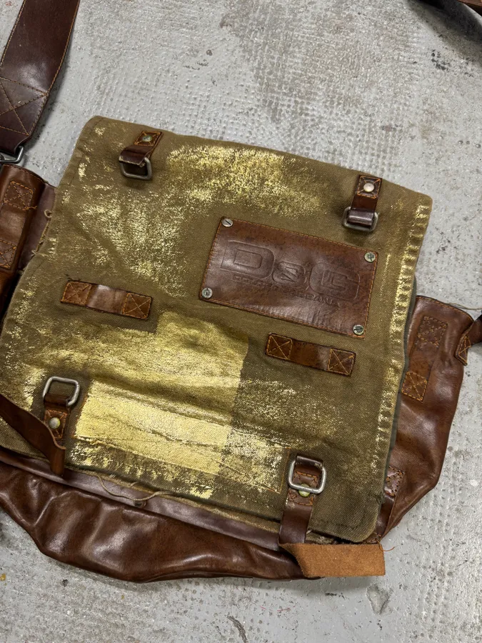 2000s Dolce & Gabbana Brown Leather Canvas Shoulder Bag - Image 3