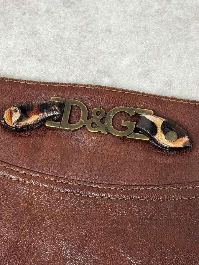 2000s Dolce & Gabbana Brown Leather Leopard Handle Bag - Image 10