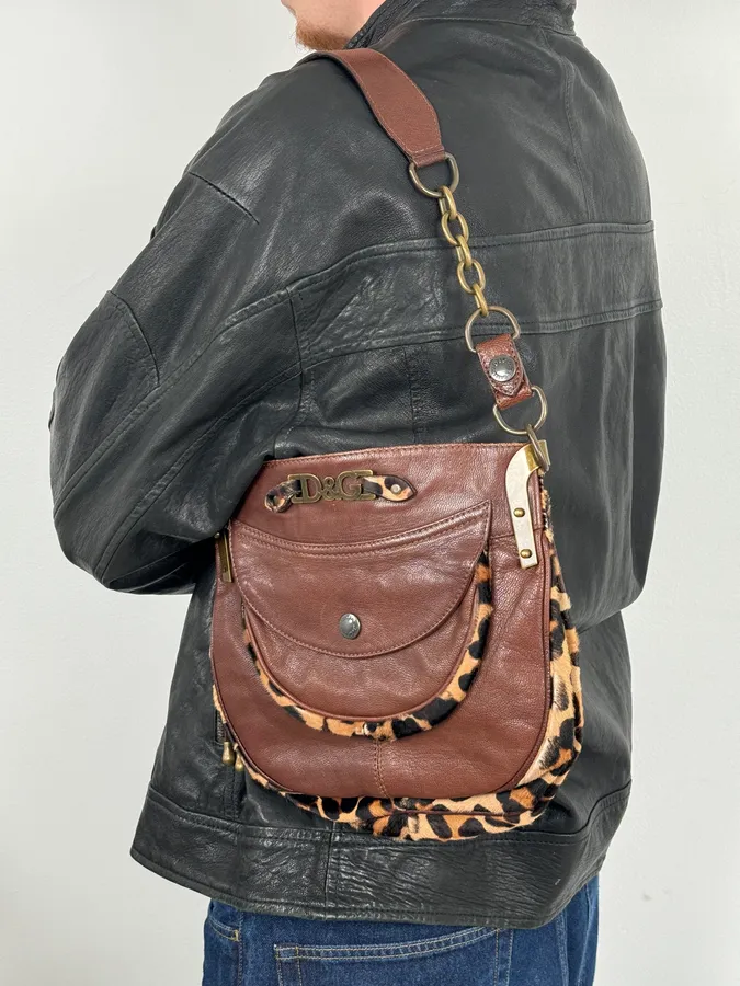 2000s Dolce & Gabbana Brown Leather Leopard Handle Bag - Image 3