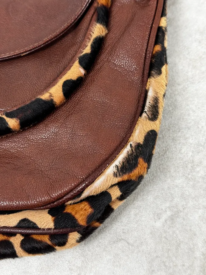2000s Dolce & Gabbana Brown Leather Leopard Handle Bag - Image 8